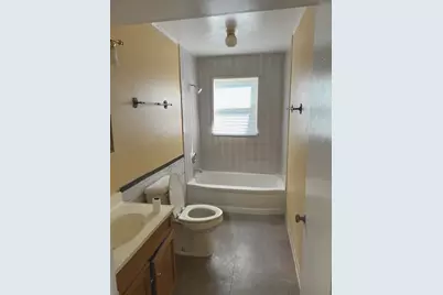 12513 S Bishop Street, Calumet Park, IL 60827 - Photo 9