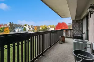 920 Vose Dr, Gurnee, IL 60031 - Photo 17