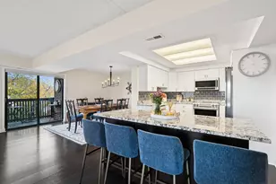 920 Vose Dr, Gurnee, IL 60031 - Photo 9