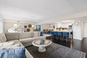 920 Vose Dr, Gurnee, IL 60031 - Photo 5