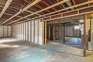 820 Cottage Grove Ave, Rockford, IL 61103 - Photo 37