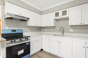 820 Cottage Grove Ave, Rockford, IL 61103 - Photo 13