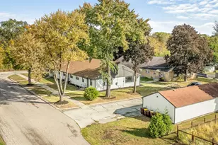 820 Cottage Grove Ave, Rockford, IL 61103 - Photo 41