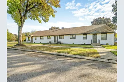 820 Cottage Grove Avenue, Rockford, IL 61103 - Photo 1