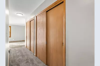 820 Cottage Grove Avenue, Rockford, IL 61103 - Photo 17