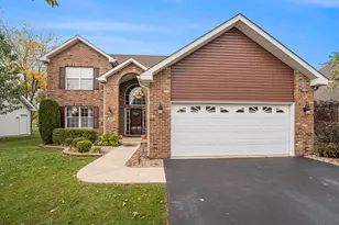 257 Pine St, Beecher, IL 60401 - Photo 1