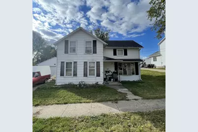 328 W Locust Street, Lanark, IL 61046 - Photo 1