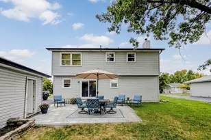 3605 Juniper Ave, Joliet, IL 60431 - Photo 3