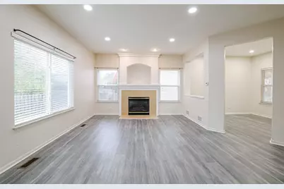 204 Aspen Circle, Gilberts, IL 60136 - Photo 5