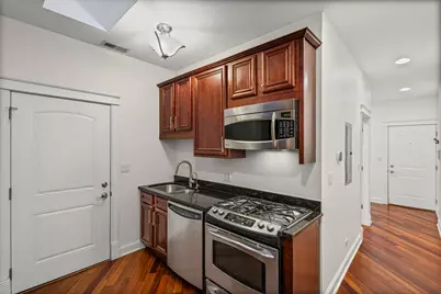 2704 W Cortland Street #3, Chicago, IL 60647 - Photo 11