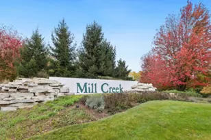 39W093 Shannon Square, Geneva, IL 60134 - Photo 3