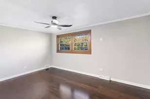 210 Oak Ln, Winthrop Harbor, IL 60096 - Photo 23