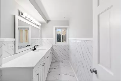 210 Oak Lane, Winthrop Harbor, IL 60096 - Photo 9