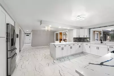 210 Oak Lane, Winthrop Harbor, IL 60096 - Photo 7