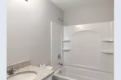 20 W Sandalwood Avenue, Cortland, IL 60112 - Photo 23