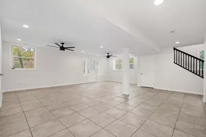 171 Lakeshore Drive, Carpentersville, IL 60110 - Photo 5