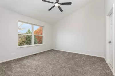 2746 Hillsboro Boulevard, Aurora, IL 60503 - Photo 15