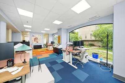 355 N Canal Street #C1, Chicago, IL 60606 - Photo 9