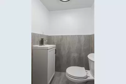 3020 Ezekiel Avenue, Zion, IL 60099 - Photo 7