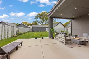 1126 Pitner Ave, Evanston, IL 60202 - Photo 35