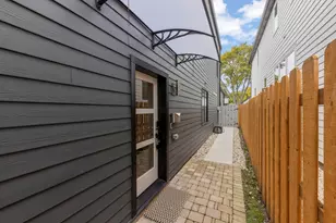 1126 Pitner Ave, Evanston, IL 60202 - Photo 3