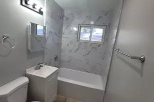 149 Austin Ave, Carpentersville, IL 60110 - Photo 15