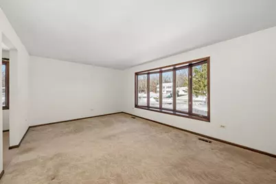 2033 E Hickory Street, Crete, IL 60417 - Photo 5