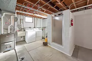 2033 E Hickory St, Crete, IL 60417 - Photo 21