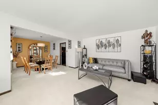 71 Hereford Dr, Crete, IL 60417 - Photo 5