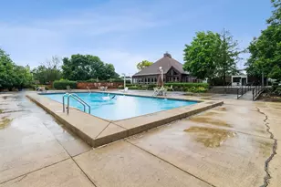 1375 Rebecca Dr, Hoffman Estates, IL 60169 - Photo 21