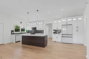 1531 Marion St, Schaumburg, IL 60193 - Photo 3