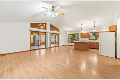 2216 Gainsboro Avenue, Davis, IL 61019 - Photo 7