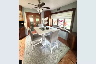 5501 Mulford Street, Skokie, IL 60077 - Photo 9