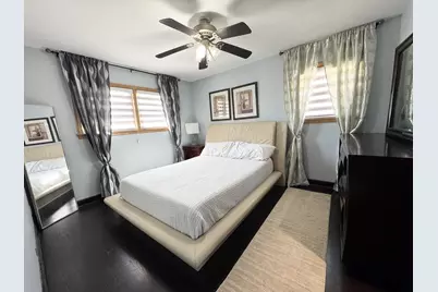 5501 Mulford Street, Skokie, IL 60077 - Photo 17