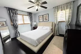 5501 Mulford St, Skokie, IL 60077 - Photo 17