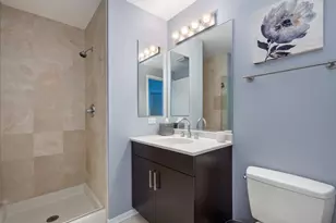 500 W Superior St, Chicago, IL 60654 - Photo 27