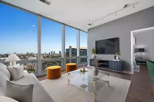 500 W Superior St, Chicago, IL 60654 - Photo 11