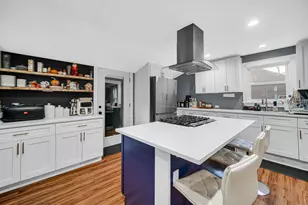 1521 Catalpa Ave, Waukegan, IL 60085 - Photo 11