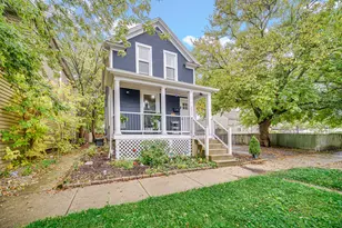 1521 Catalpa Ave, Waukegan, IL 60085 - Photo 3