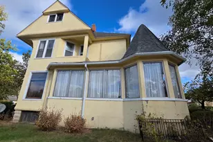 801 7th St, Lasalle, IL 61301 - Photo 3