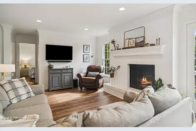 25235 W Hermosa Avenue, Wauconda, IL 60084 - Photo 11