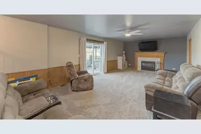 511 Edgewater Drive, Minooka, IL 60447 - Photo 17