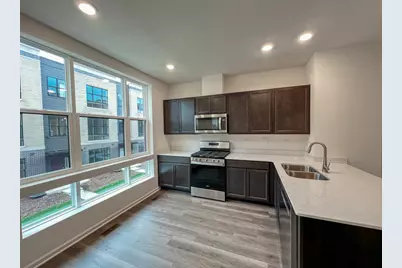 [Address not provided], Lombard, IL 60148 - Photo 3