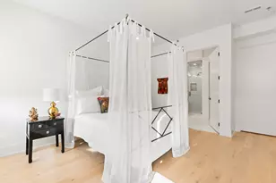 1767 W Rosehill Dr, Chicago, IL 60660 - Photo 13