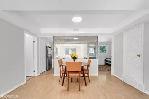 8559 W Rascher Ave, Chicago, IL 60656 - Photo 11