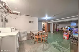 8559 W Rascher Ave, Chicago, IL 60656 - Photo 31