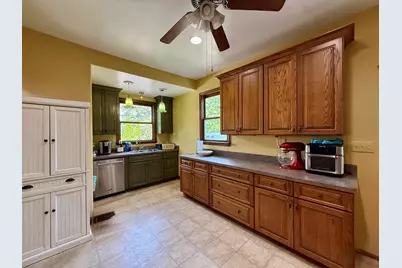 9801 S Longwood Drive, Chicago, IL 60643 - Photo 7