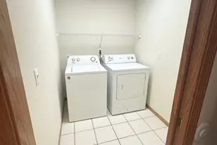 1151 Mary Ct, Dekalb, IL 60115 - Photo 7