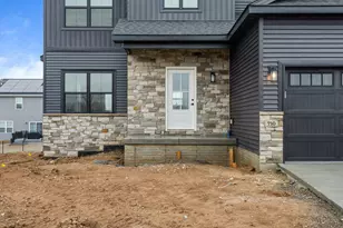 710 Wheatley Dr, Mahomet, IL 61853 - Photo 3