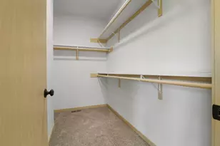 4822 37th St, Kenosha, WI 53144 - Photo 9